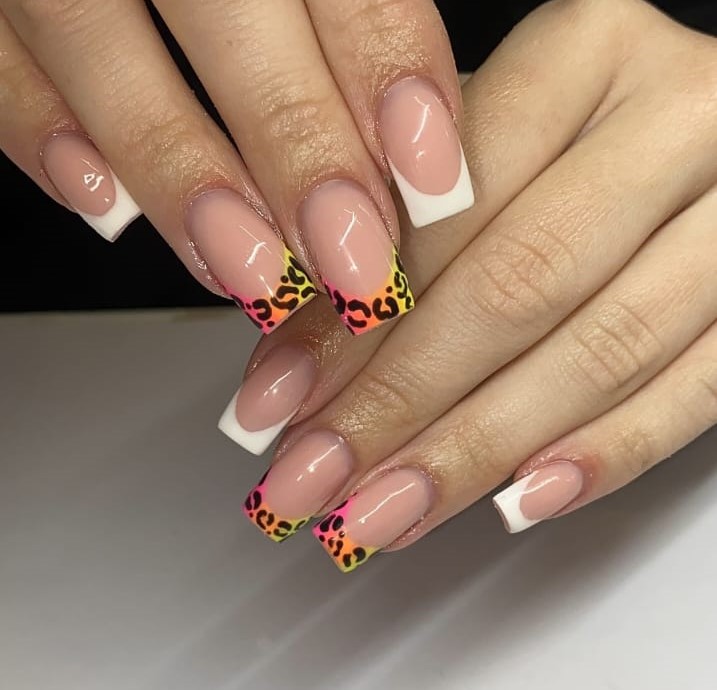 Leopard French Tip