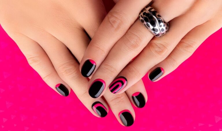 Black and Pink Nails to Match Your Style