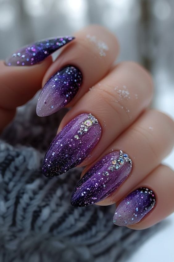 Dynamic Purple Ombre nails design