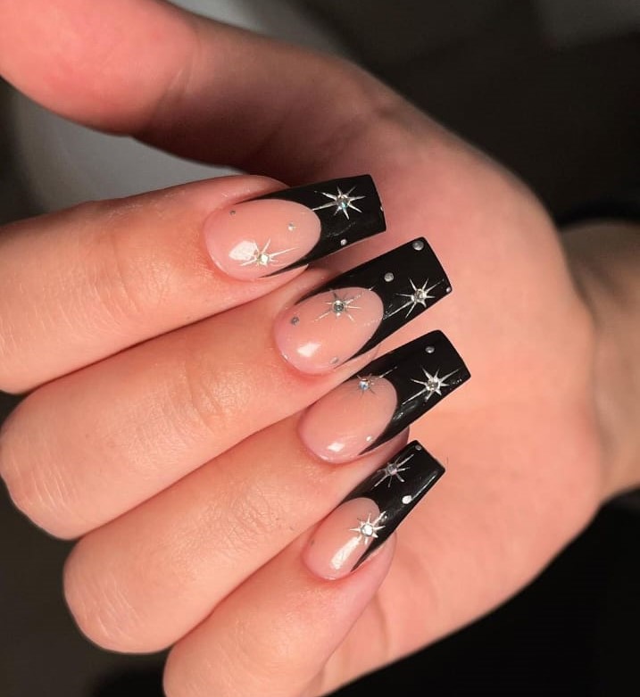 Glitzy Glamour Nails With Black