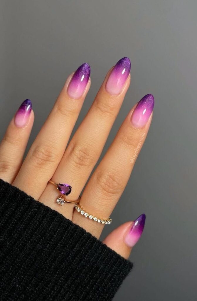 Holographic Purple Ombre nail design