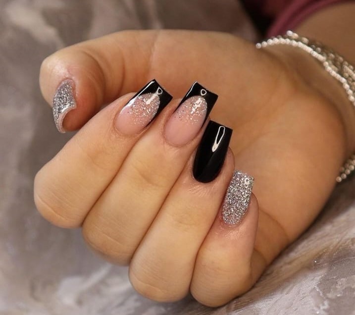 Silver Acrylic Nails Mixed Muse