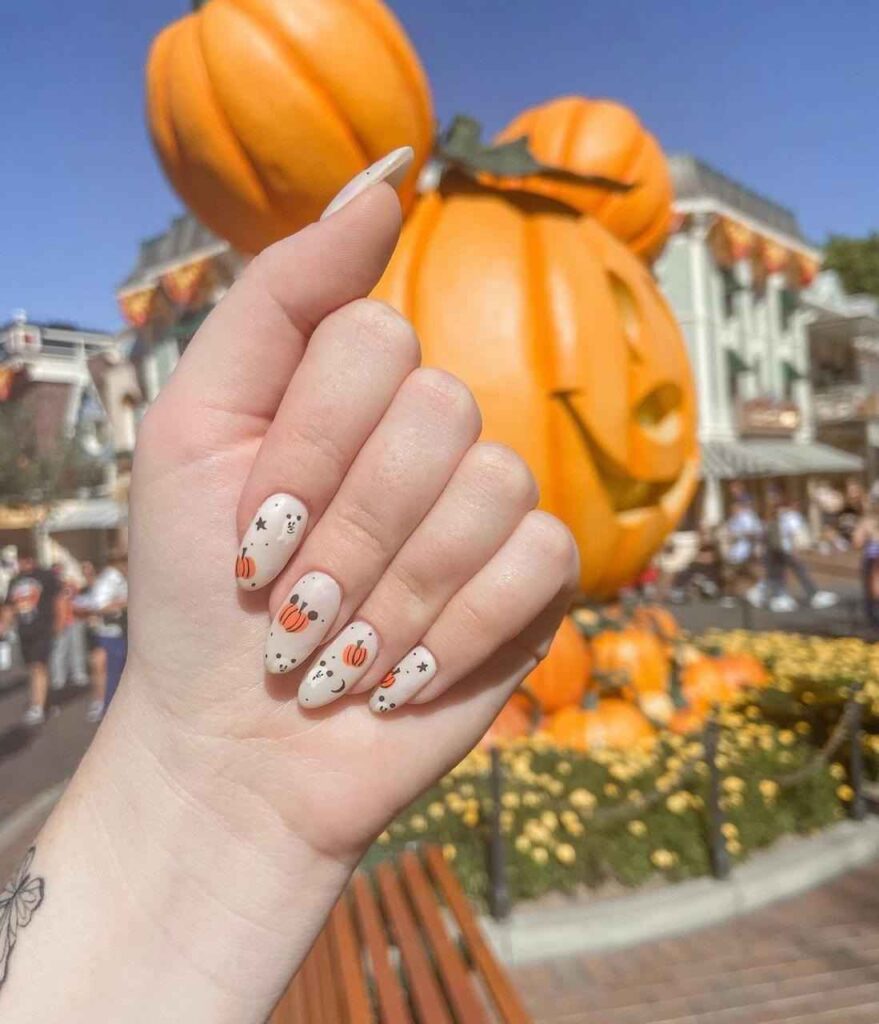 Disney Stars & Pumpkins Nails