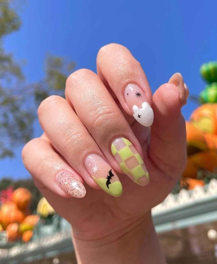 Glamorous Mickey Gold Disney Halloween Nails