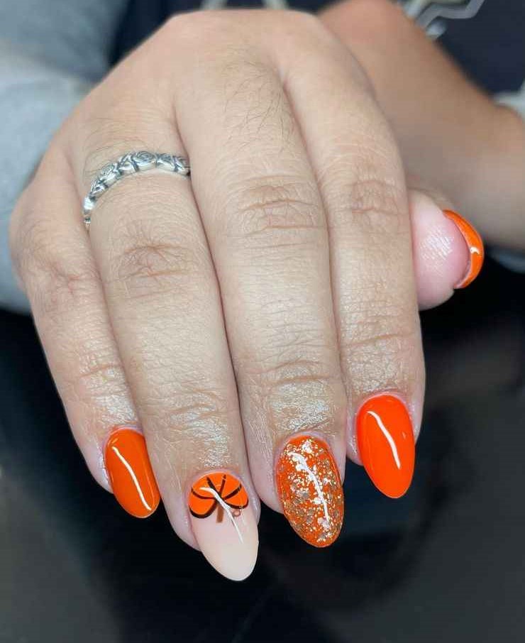 Pumpkin Themed Autumn Nails