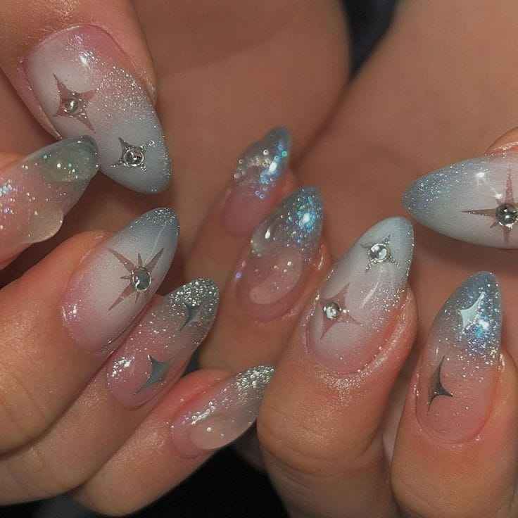 Aqua & Nude Water Droplets Nails