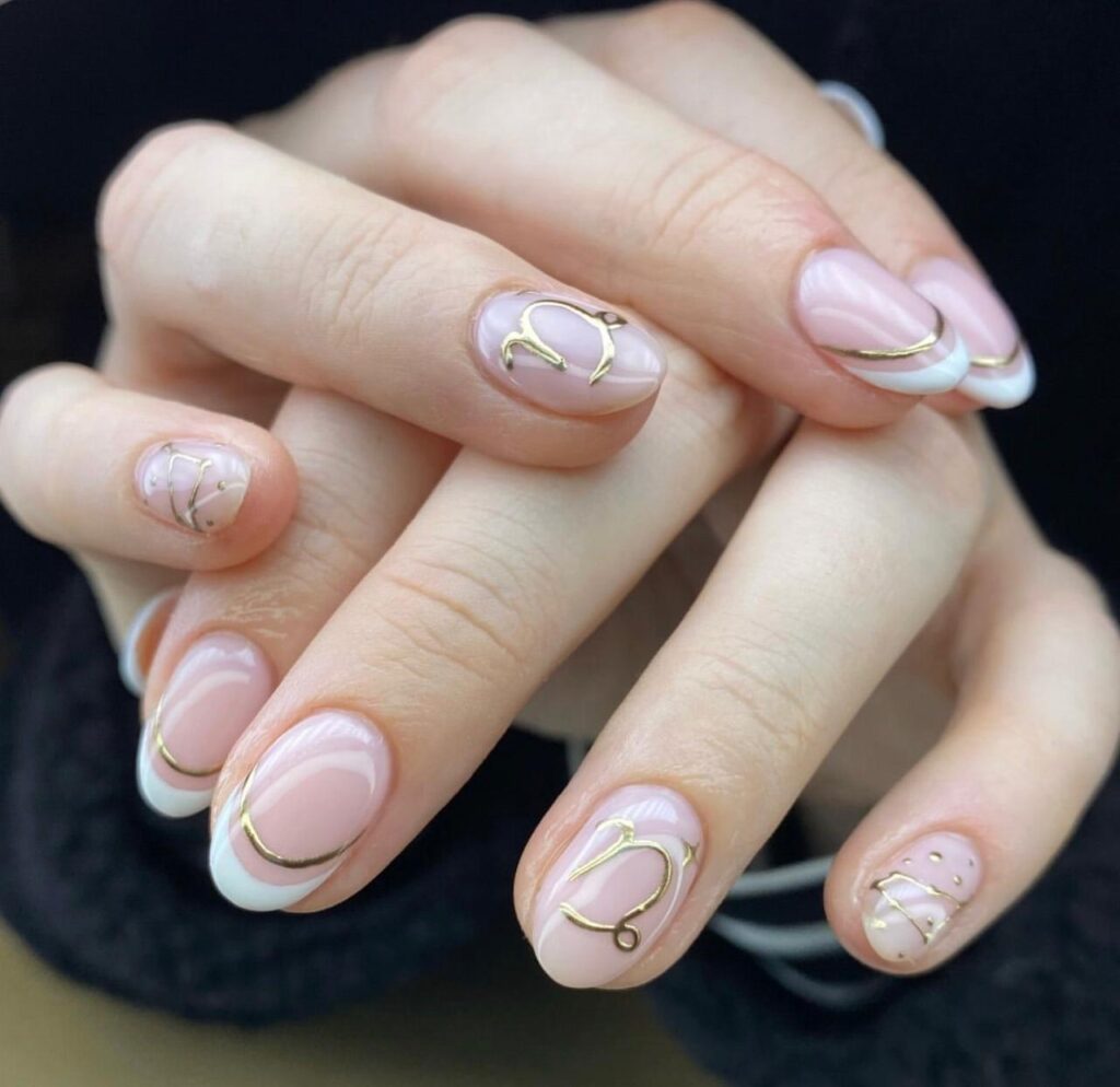 capricorn chic nail design