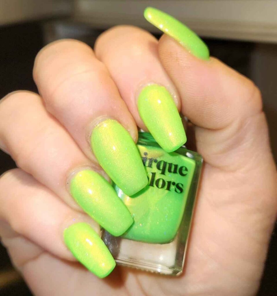 Luminous lime green nail designs