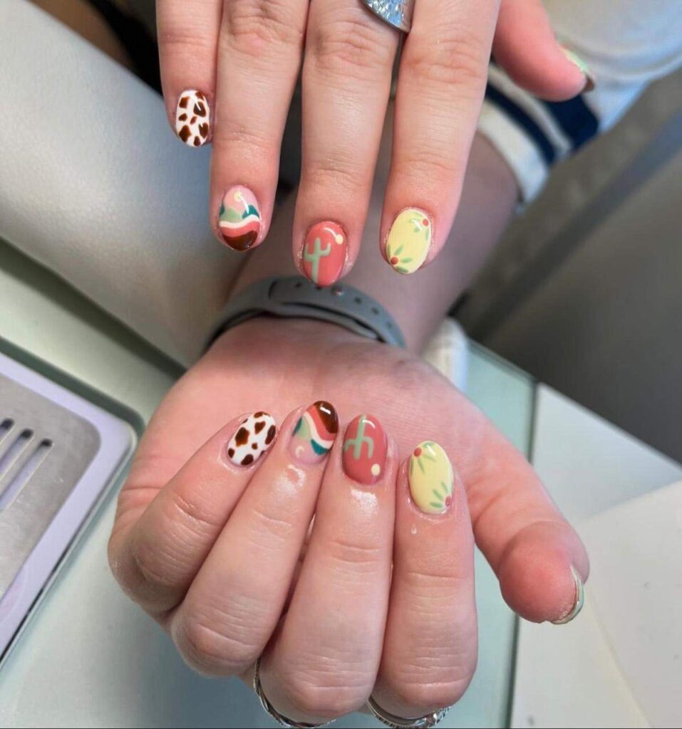 Short & Sweet Country nail designs