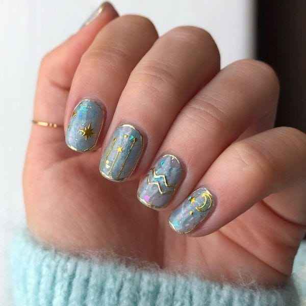 sparkling crystal shorties nails