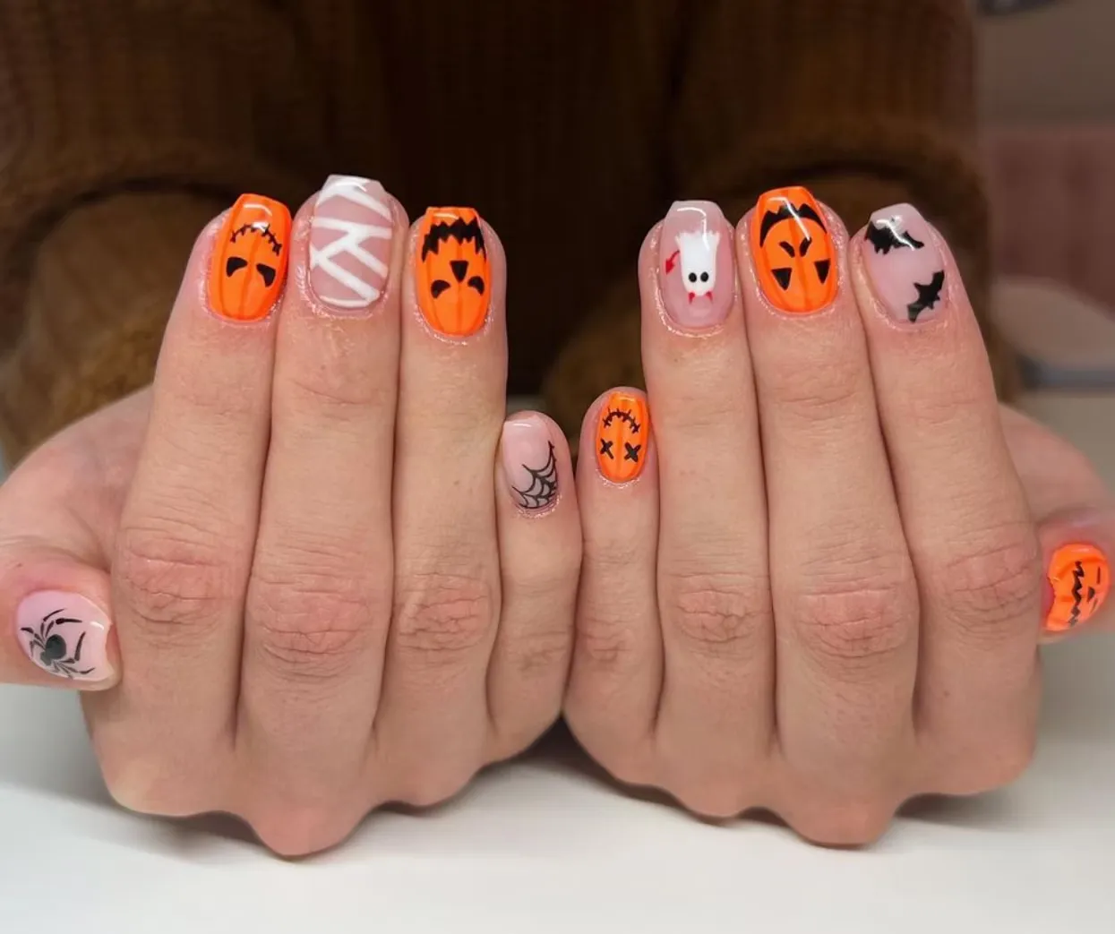 pumpkin halloween nails